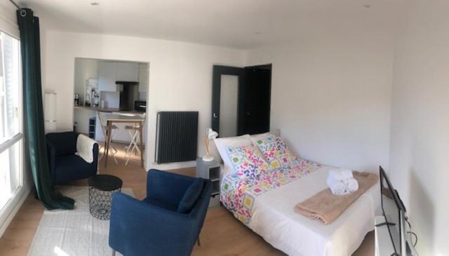 Rond point Studio Cosy et Central avec Balcon Saint-Etienne  Extérieur photo