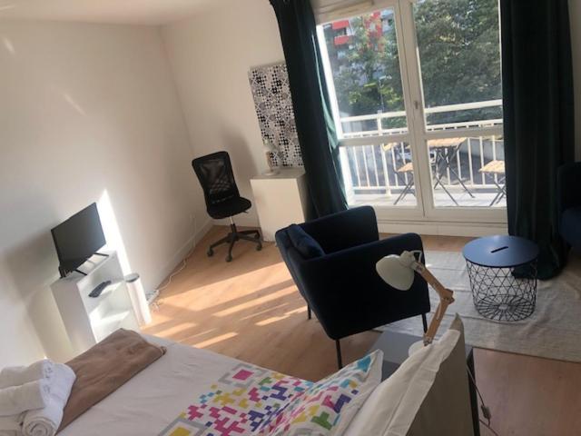 Rond point Studio Cosy et Central avec Balcon Saint-Etienne  Extérieur photo